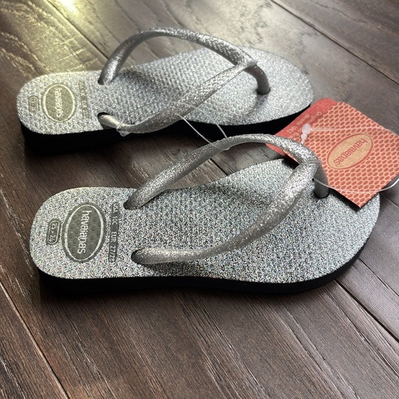 Havaianas Slim Gloss Black & metallic thong flip flops,cushioned footbed,summer - Picture 2 of 6